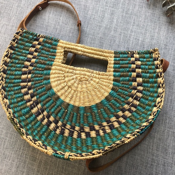 Nena & Co. Handbags - Nena and Co. Straw/rattan purse